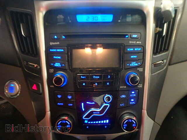 2012 HYUNDAI SONATA - VIN: KMHEC4A40CA039705 - Фото 9