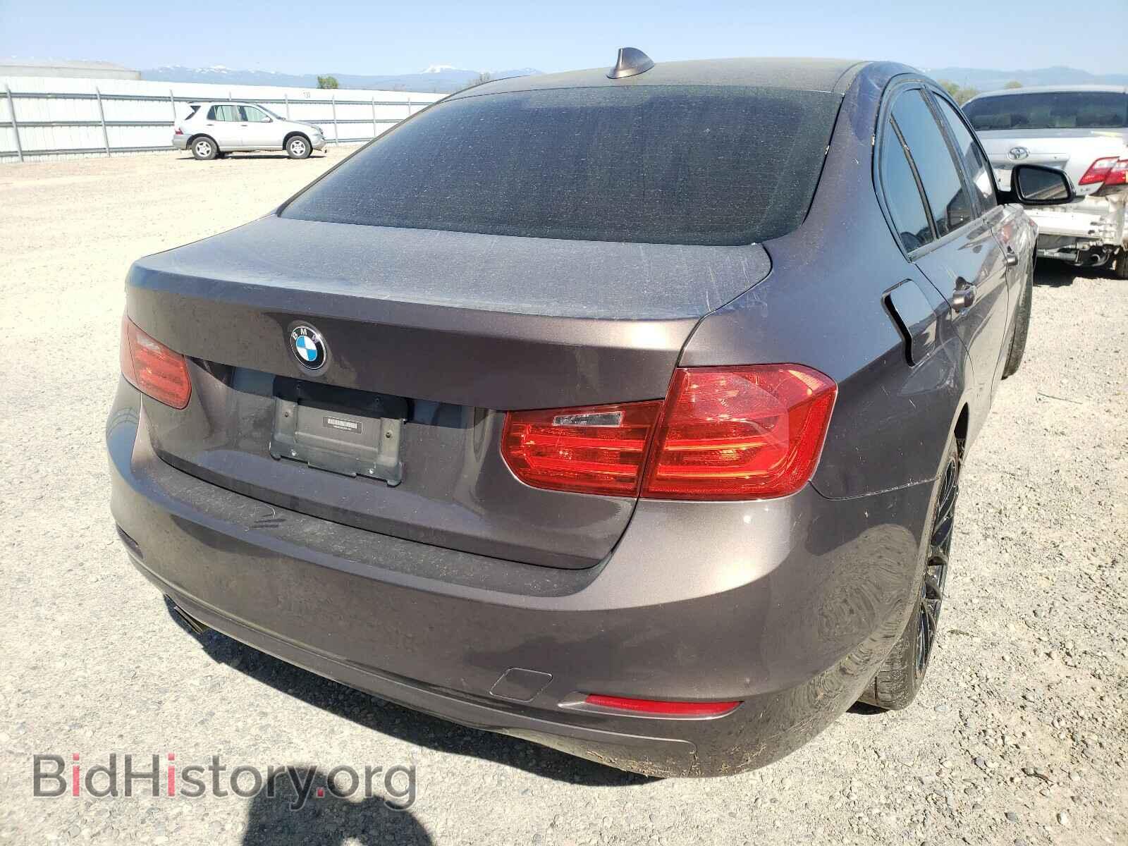 2013 BMW 3 SERIES - VIN: WBA3A5C59DF351679 - Фото 4