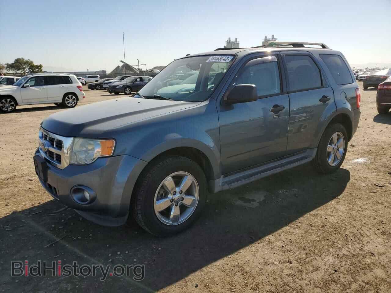 Фотография 1FMCU0DG0BKB91284 - FORD ESCAPE 2011