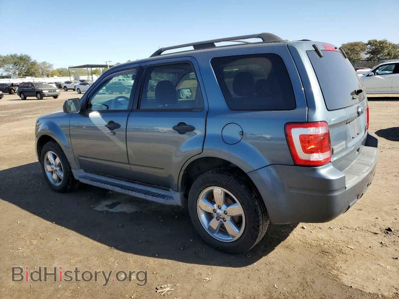 2011 FORD ESCAPE - VIN: 1FMCU0DG0BKB91284 - Фото 2