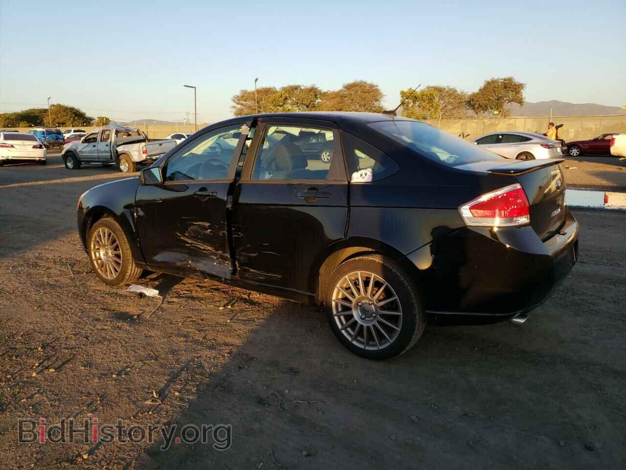 2009 FORD FOCUS - VIN: 1FAHP36N59W201721 - Фото 2