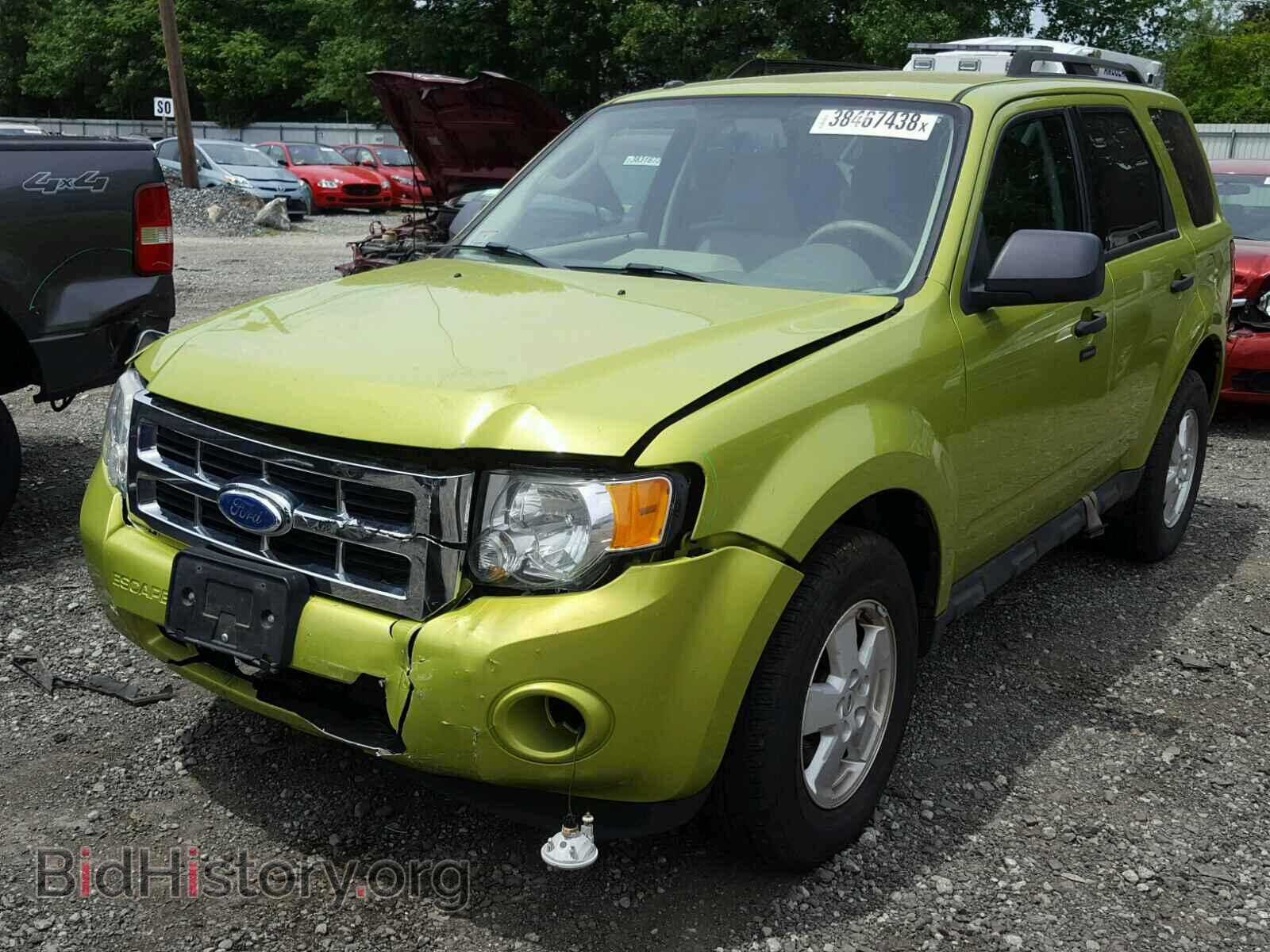 2011 FORD ESCAPE - VIN: 1FMCU9D71BKC23714 - Фото 2