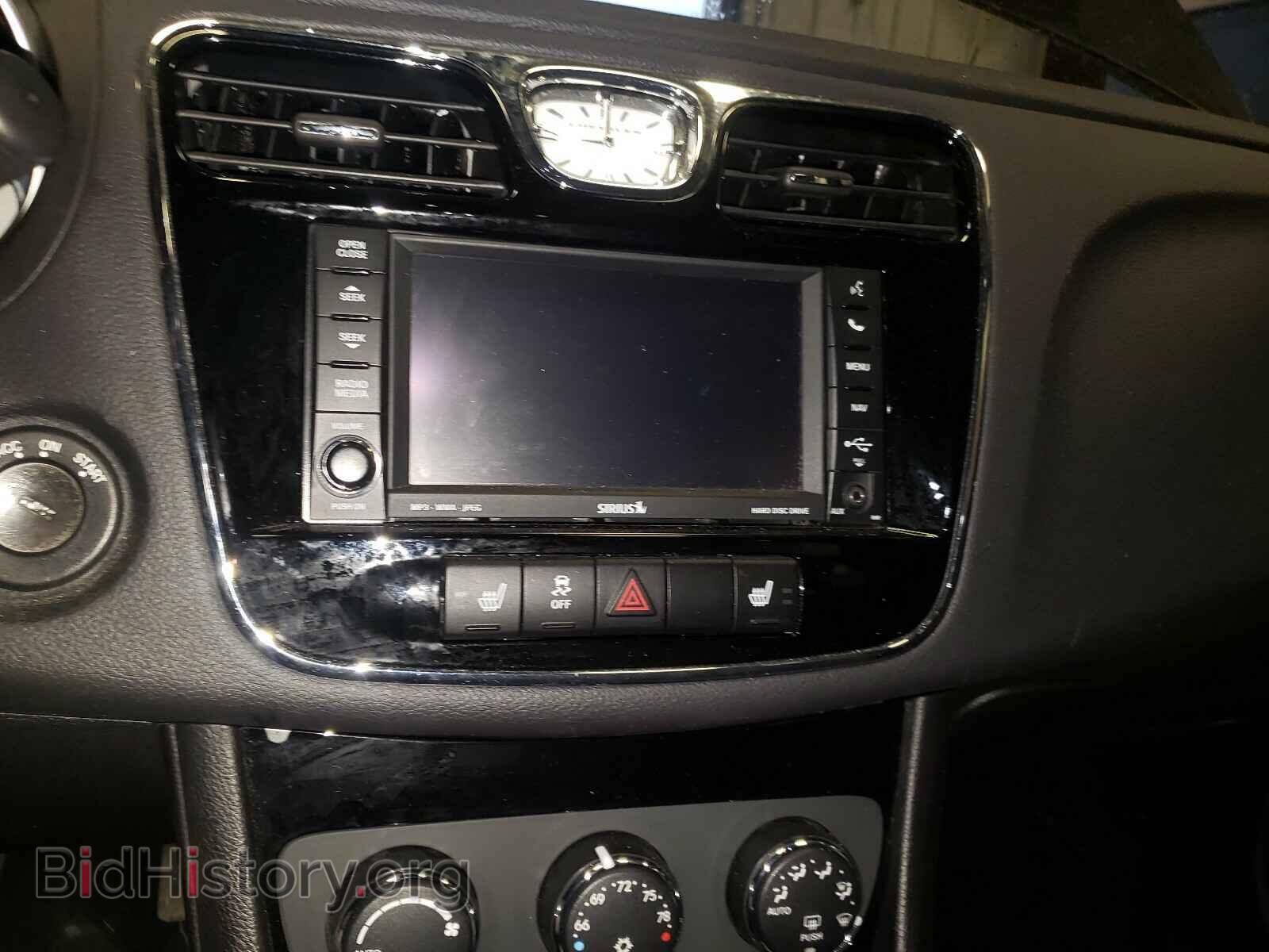 2011 CHRYSLER 200 - VIN: 1C3BC2FB1BN600203 - Фото 9