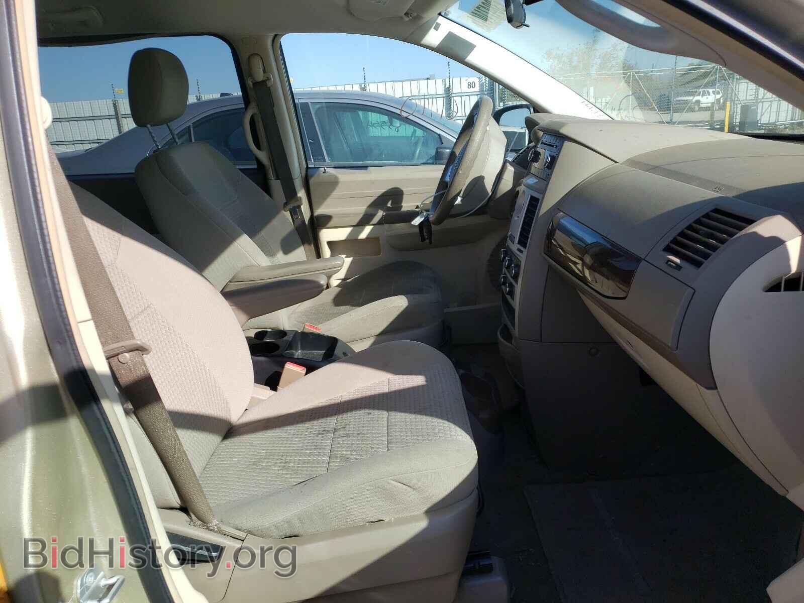 2010 CHRYSLER MINIVAN - VIN: 2A4RR4DE1AR178074 - Фото 5