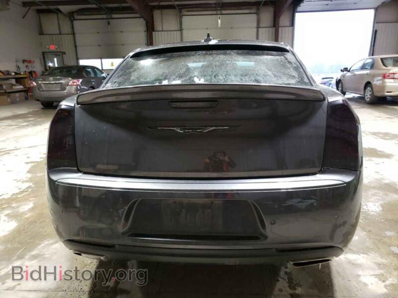 2017 Chrysler 300 (VIN 2C3CCAGG0HH607699) — фото 6 из 13