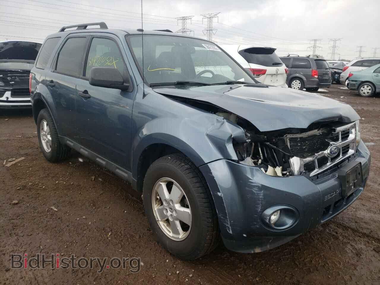 Фотография 1FMCU0D73BKB20290 - FORD ESCAPE 2011