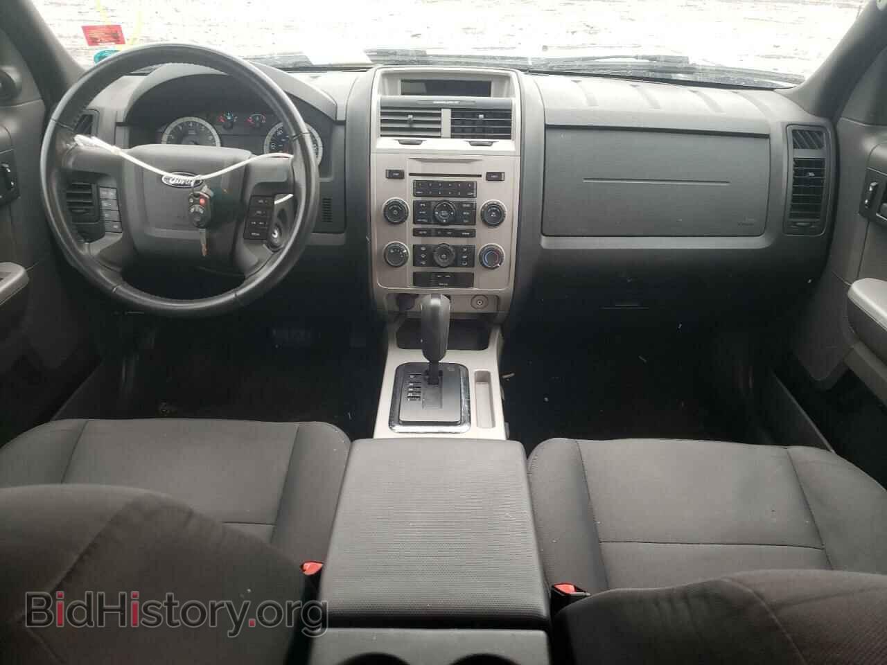 2011 FORD ESCAPE - VIN: 1FMCU0D73BKB20290 - Фото 9