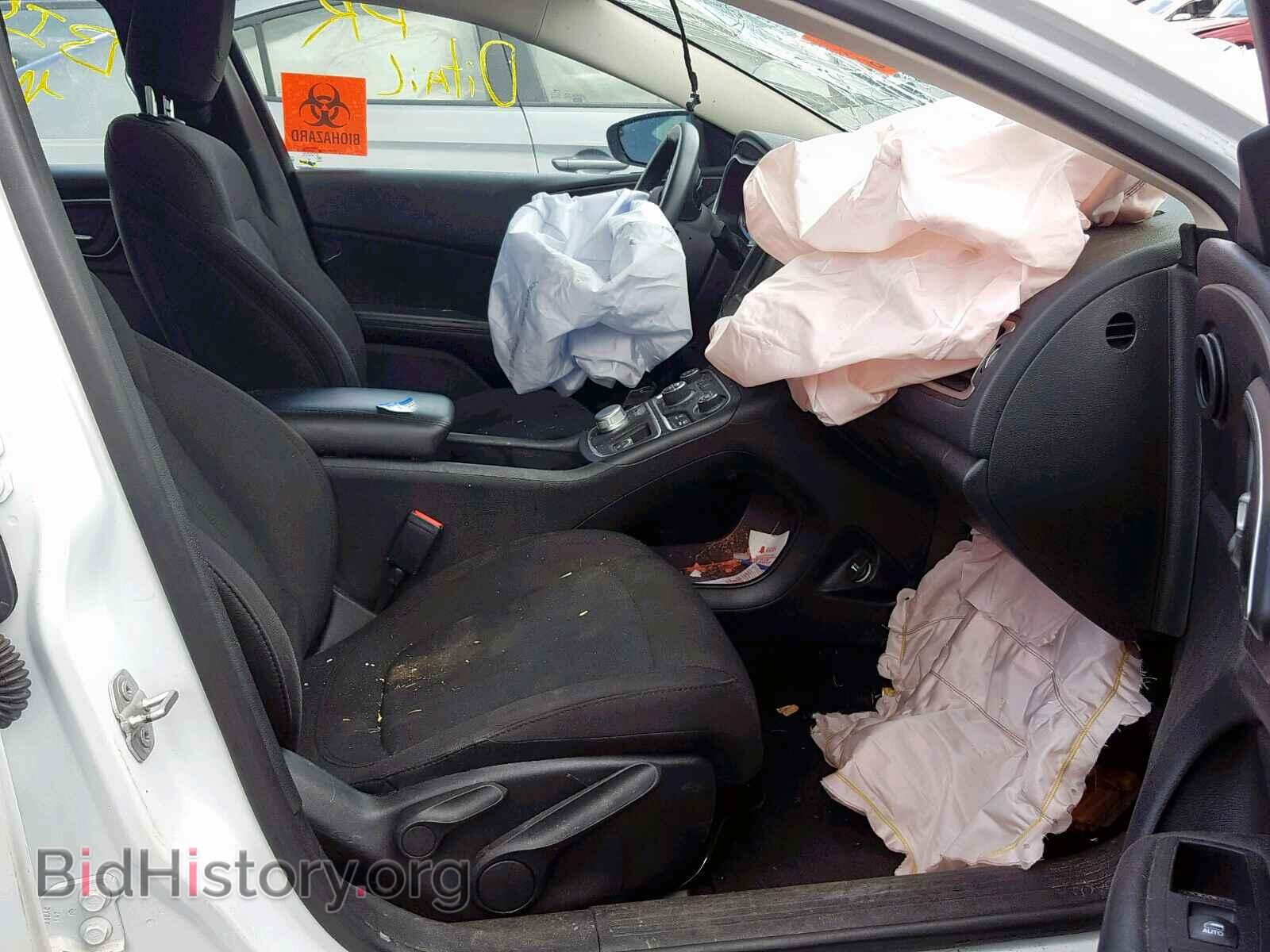 2016 CHRYSLER 200 - VIN: 1C3CCCAB9GN104459 - Photo 5