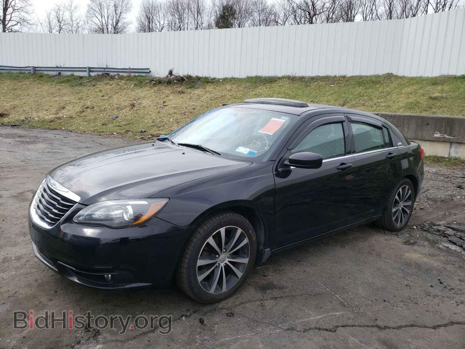 2012 CHRYSLER 200 - VIN: 1C3CCBBG7CN305632 - Фото 2