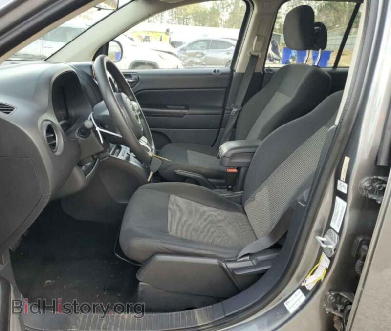 2012 Jeep COMPASS (VIN 1C4NJDBB2CD511487) — photo 7 of 13
