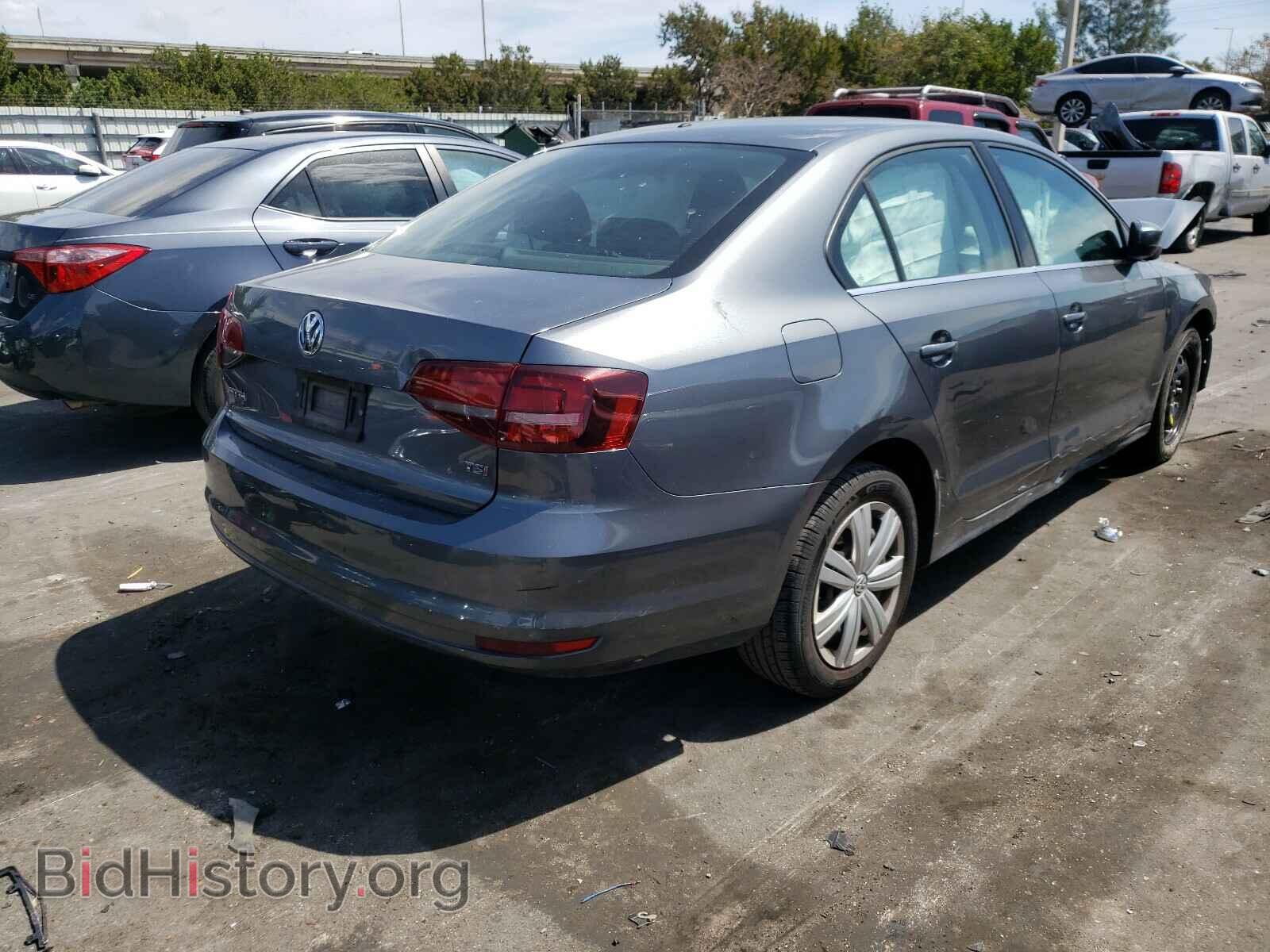 2017 VOLKSWAGEN JETTA - VIN: 3VW2B7AJ9HM280946 - Фото 4