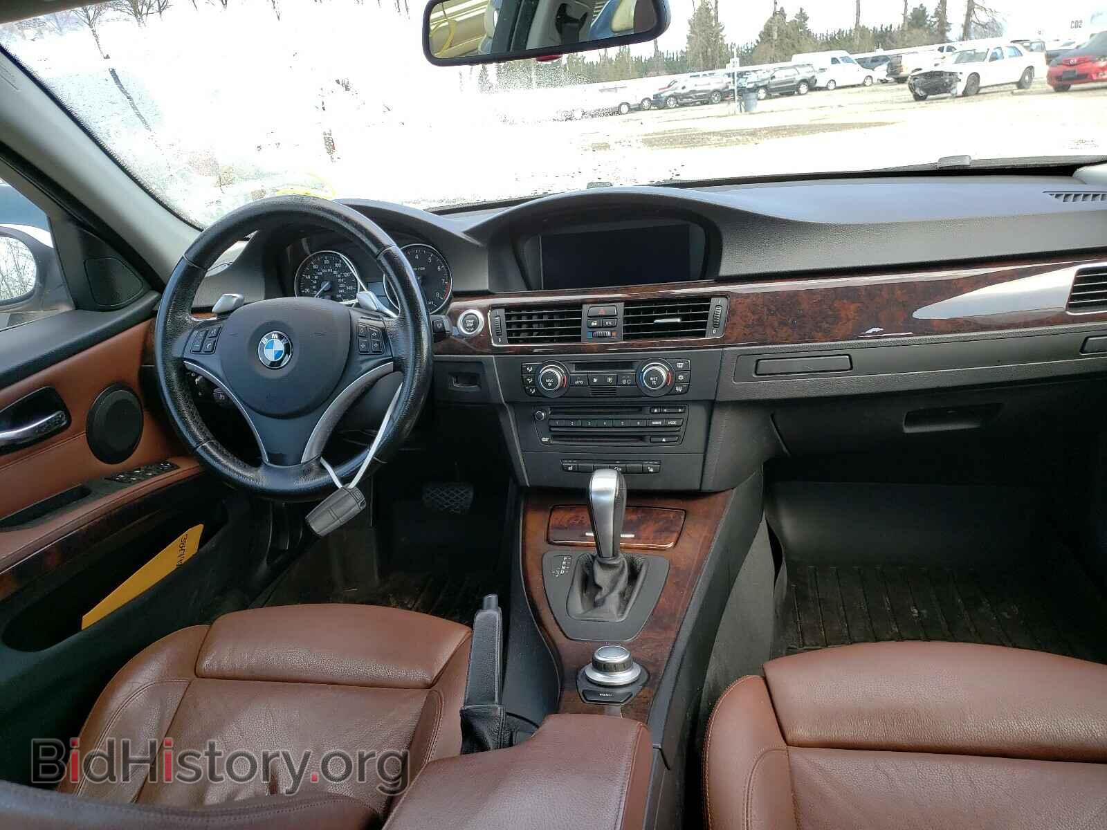 2008 BMW 3 SERIES - VIN: WBAVD53518A010070 - Фото 9