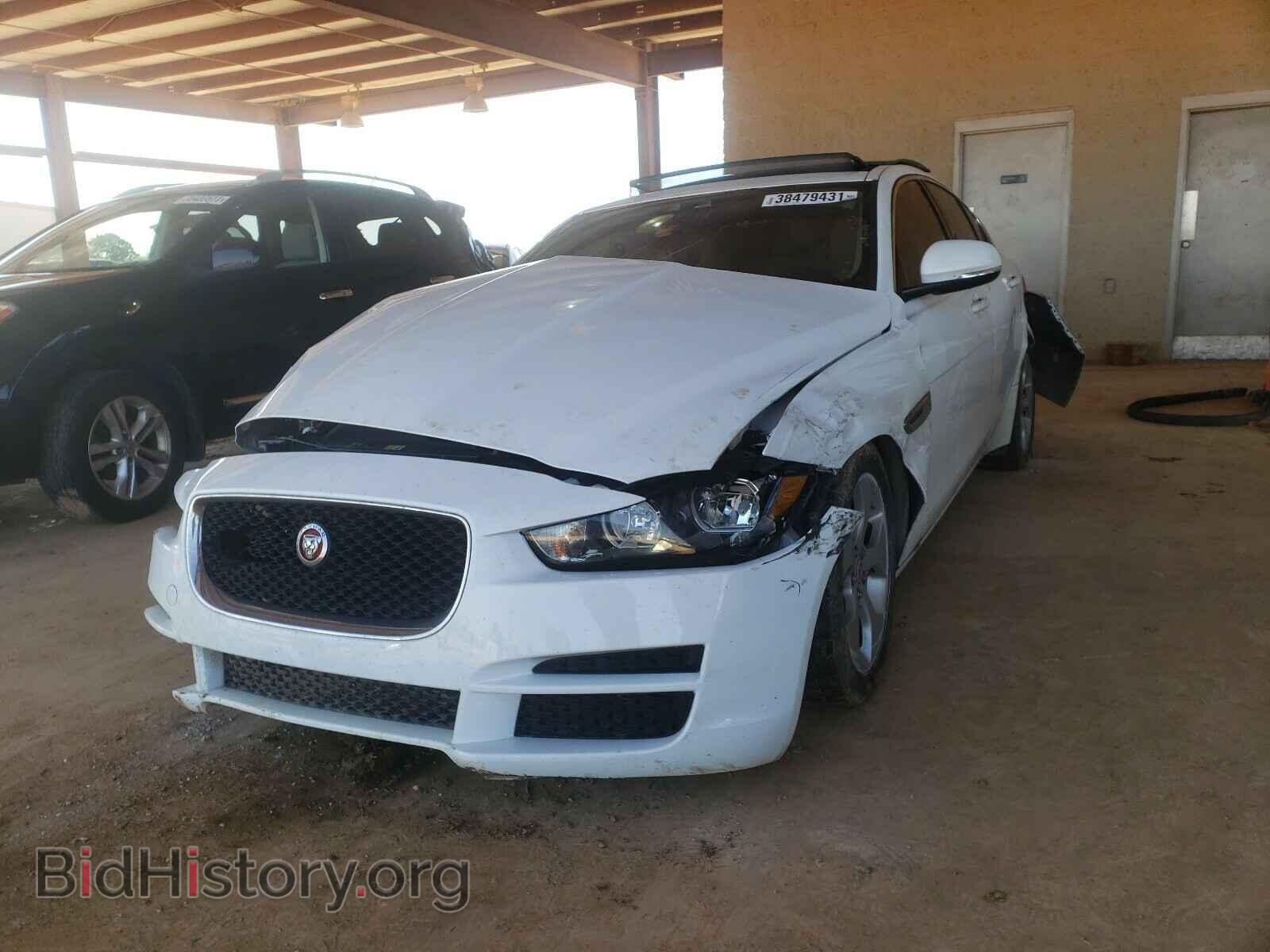 2017 JAGUAR XE - VIN: SAJAR4BG7HA970849 - Фото 2