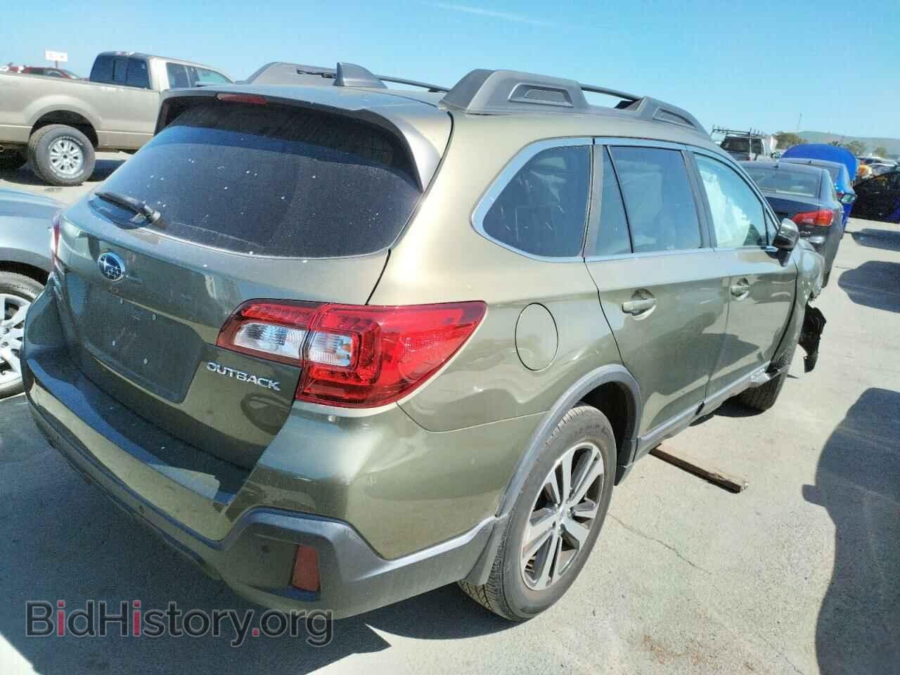 2018 SUBARU OUTBACK - VIN: 4S4BSANC0J3387320 - Фото 4