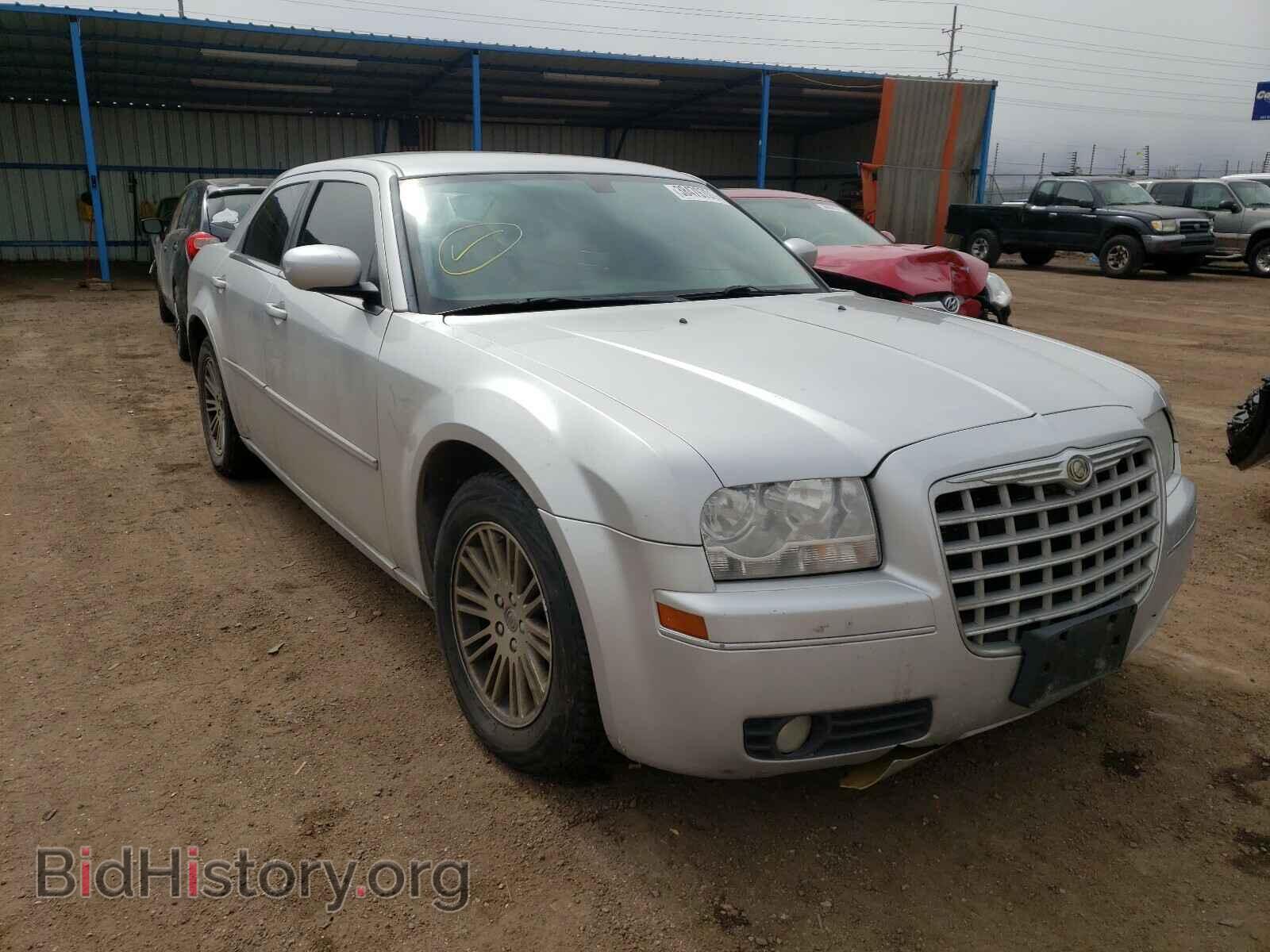Photo 2C3KA53V19H607435 - CHRYSLER 300 2009