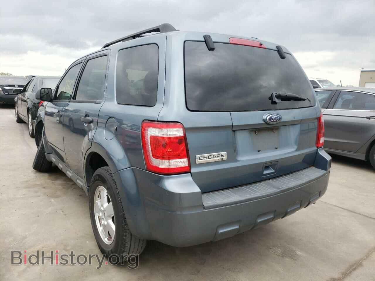 2011 FORD ESCAPE - VIN: 1FMCU0D76BKA55242 - Фото 3