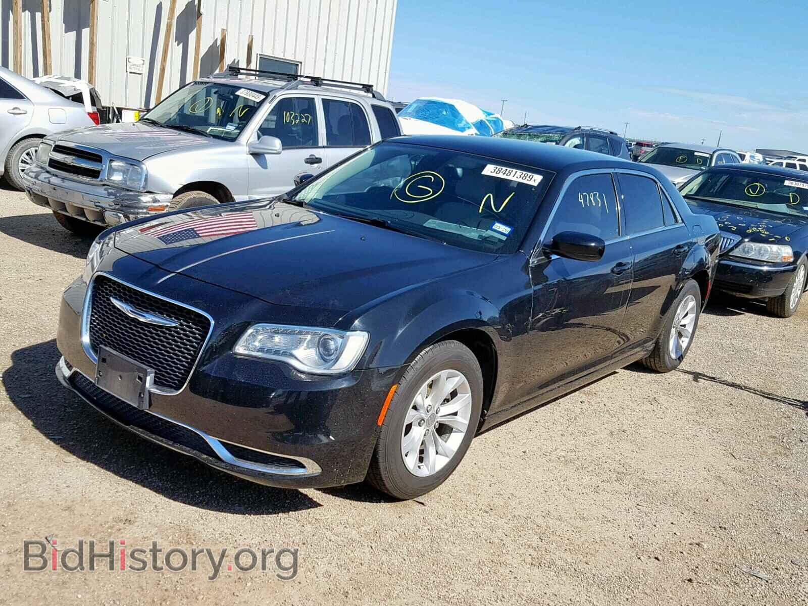 2015 CHRYSLER 300 - VIN: 2C3CCAAG2FH807392 - Фото 2
