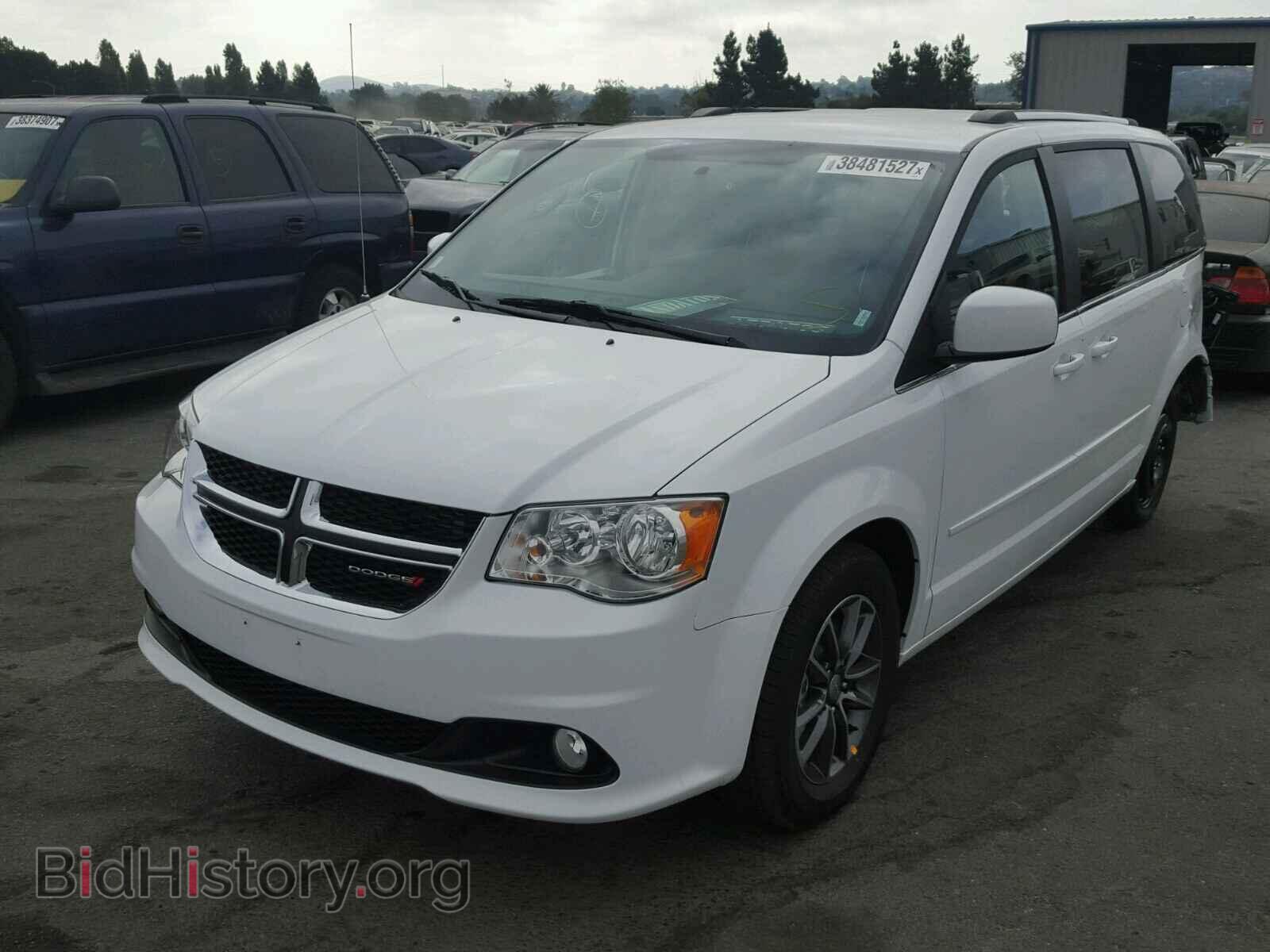2017 DODGE CARAVAN - VIN: 2C4RDGCG0HR825700 - Фото 2