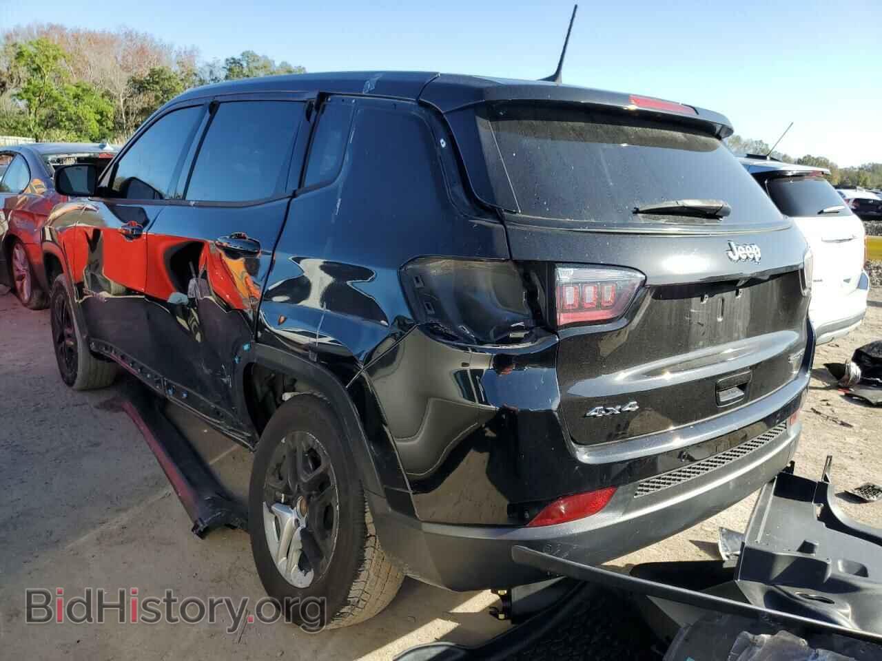 2018 JEEP COMPASS - VIN: 3C4NJDAB1JT283619 - Фото 2