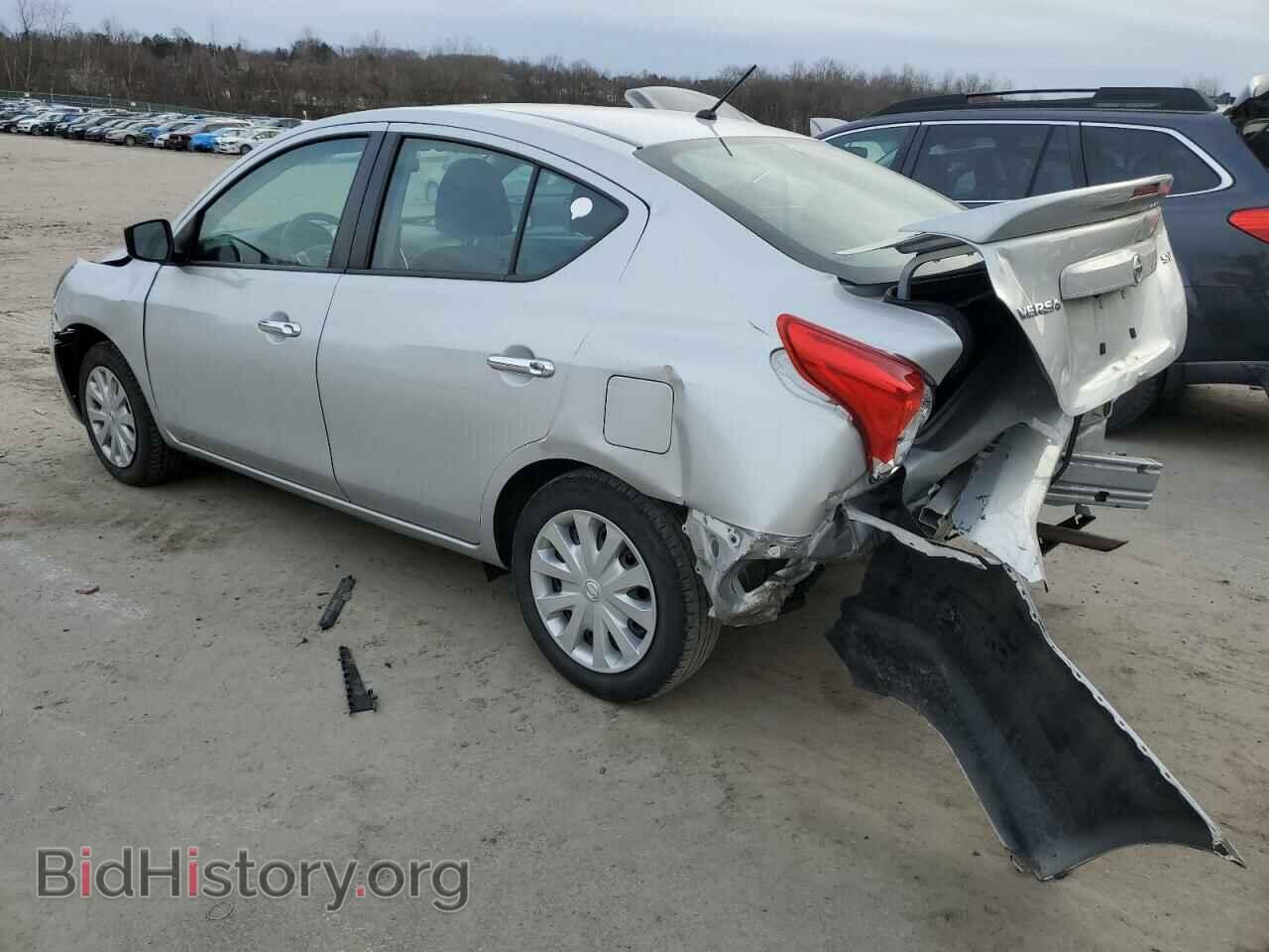 2019 NISSAN VERSA - VIN: 3N1CN7AP3KL880669 - Фото 2
