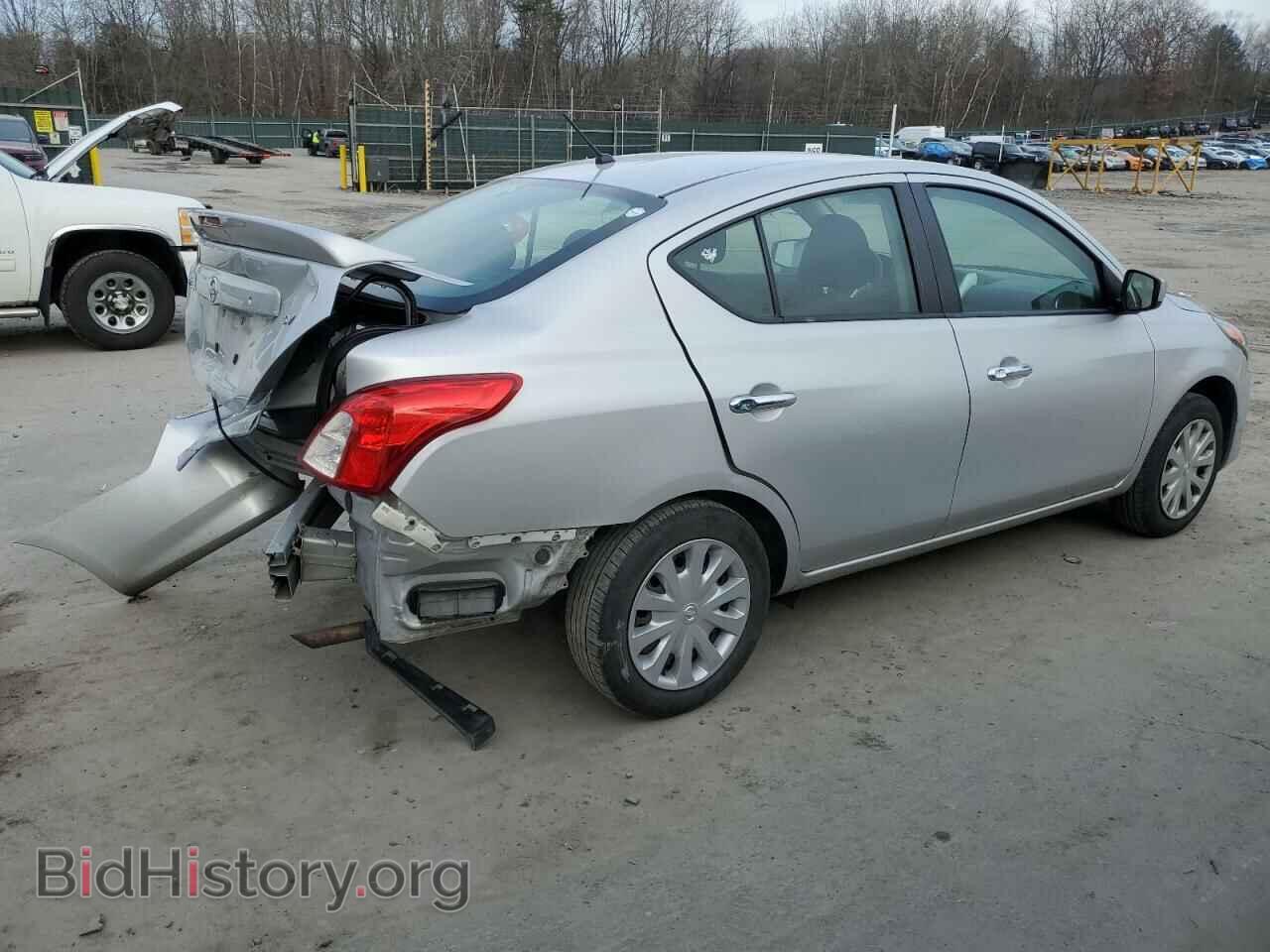2019 NISSAN VERSA - VIN: 3N1CN7AP3KL880669 - Фото 3