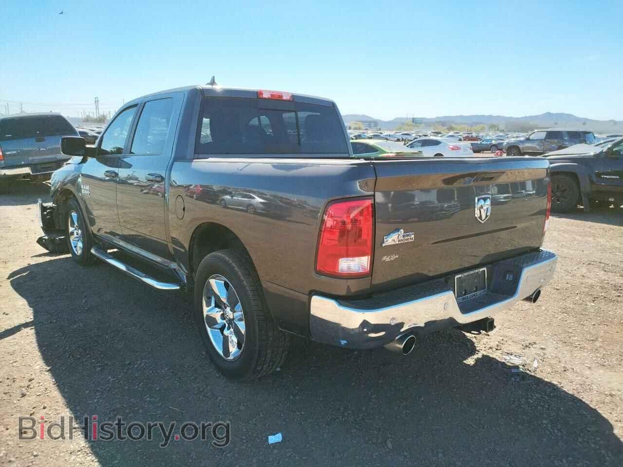 2019 RAM 1500 - VIN: 1C6RR6LT1KS549095 - Фото 3