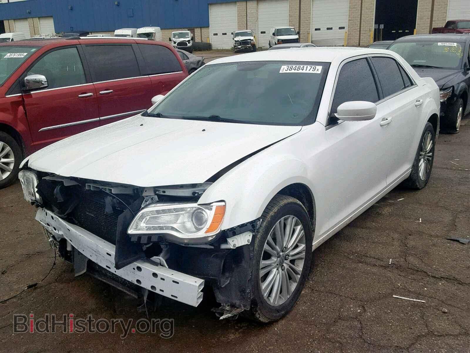2014 CHRYSLER 300 - VIN: 2C3CCARGXEH321352 - Фото 2