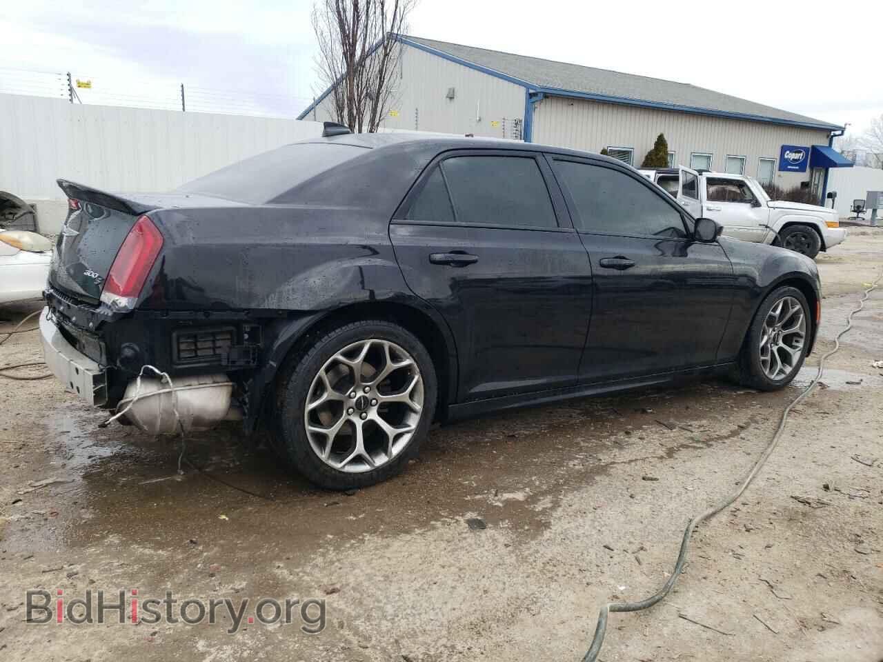 2018 CHRYSLER 300 - VIN: 2C3CCABG0JH301695 - Фото 3