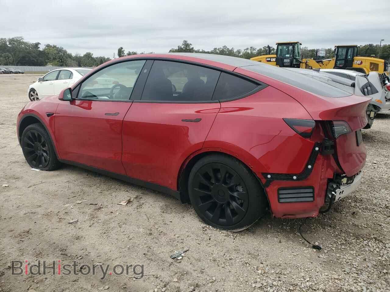 2023 TESLA MODEL Y - VIN: 7SAYGDEE4PF882489 - Фото 2