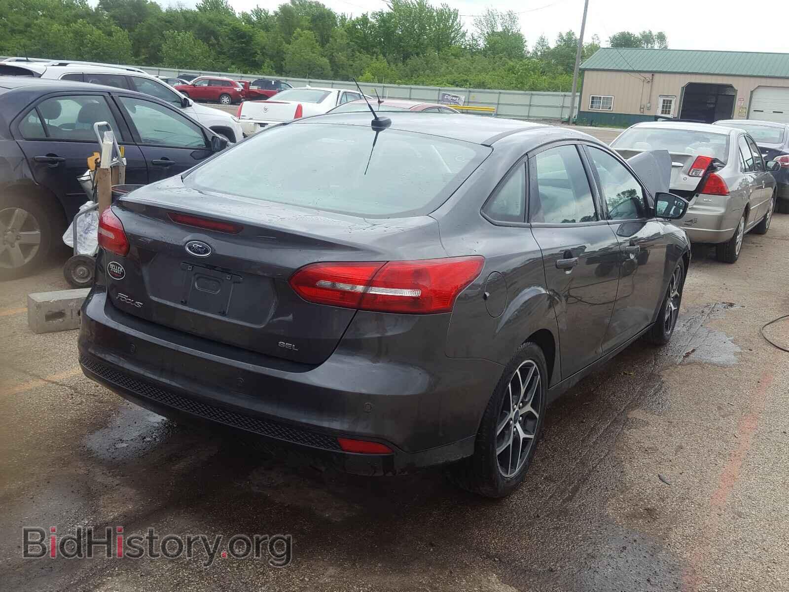 2018 FORD FOCUS - VIN: 1FADP3H2XJL285669 - Фото 4