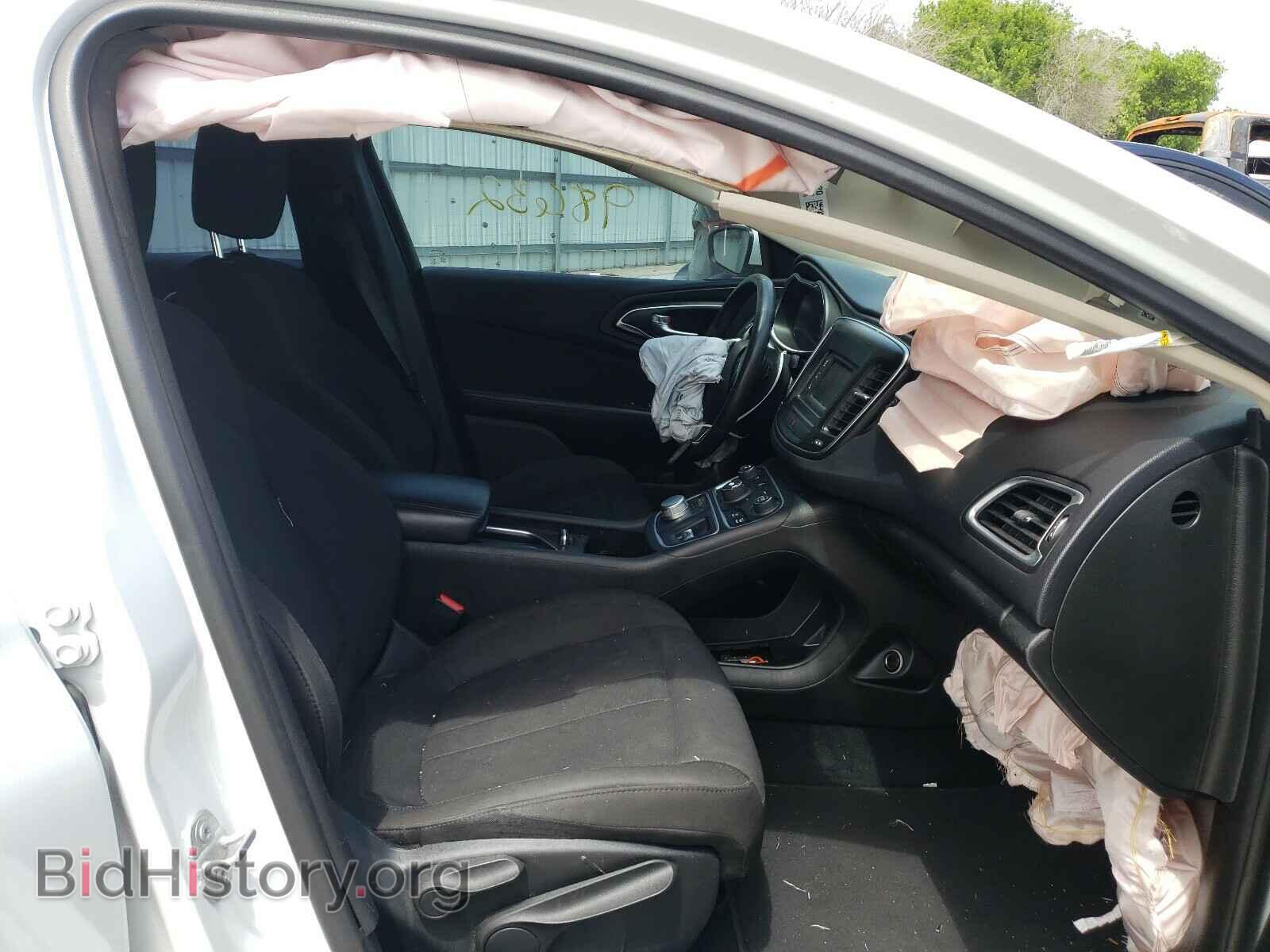2016 CHRYSLER 200 - VIN: 1C3CCCAB8GN136674 - Фото 5