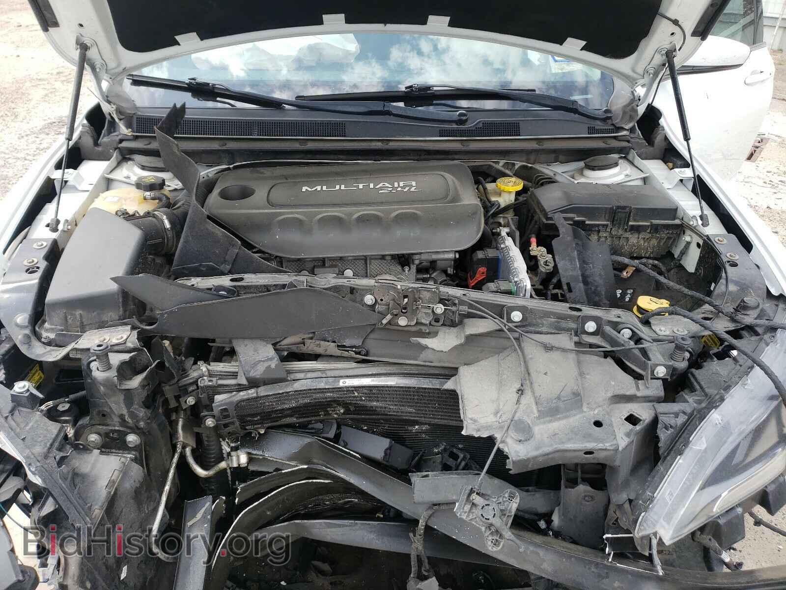 2016 CHRYSLER 200 - VIN: 1C3CCCAB8GN136674 - Фото 7