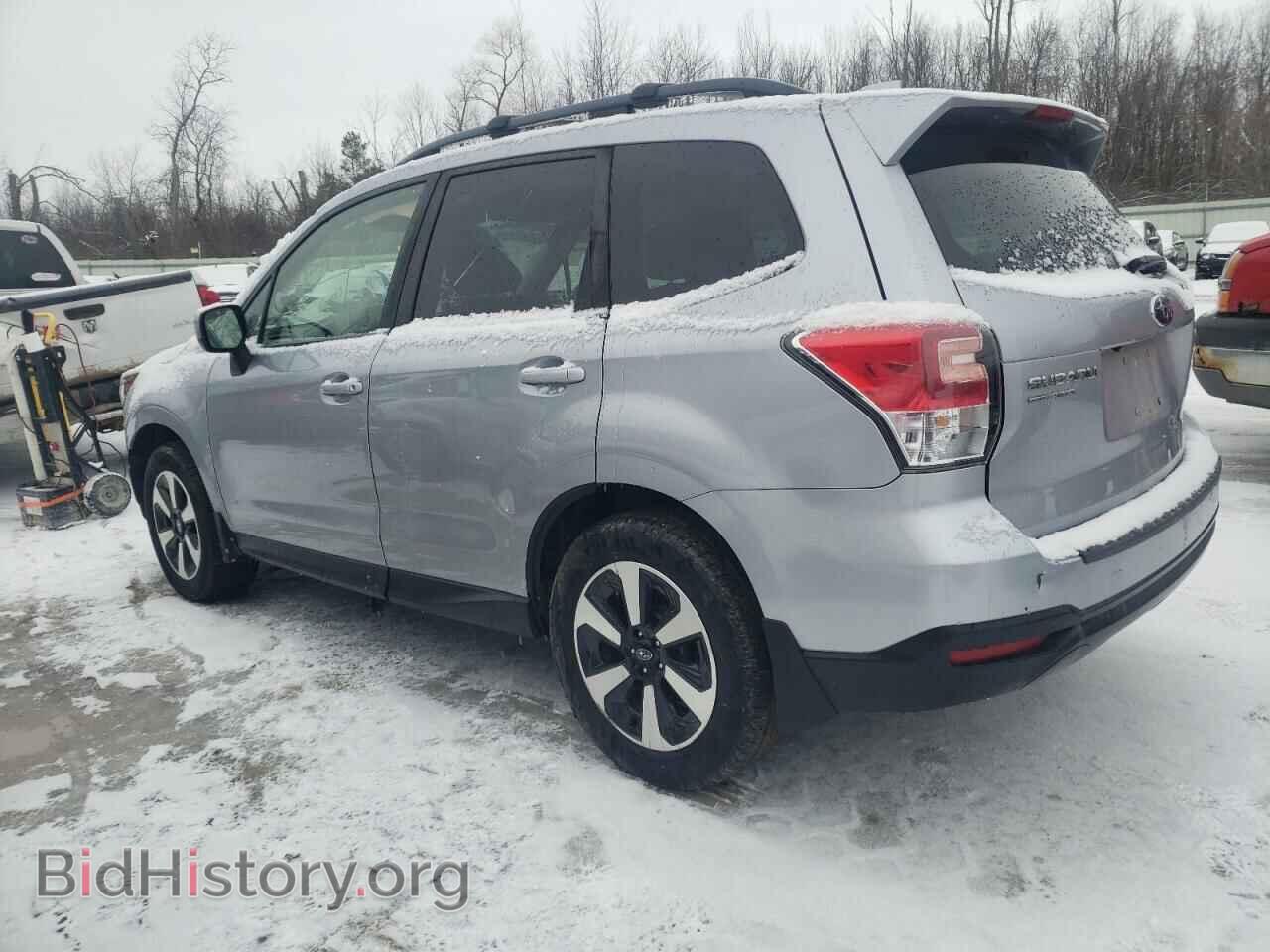 2017 SUBARU FORESTER - VIN: JF2SJAEC1HH445568 - Фото 2