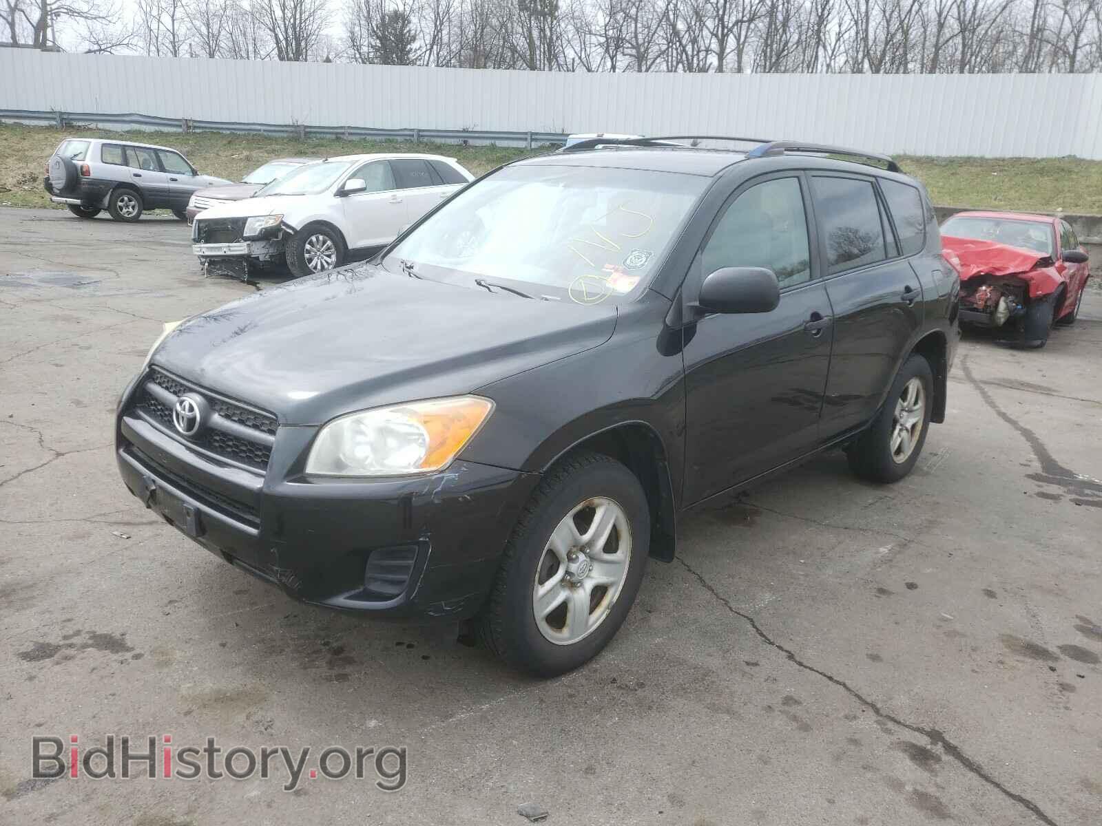 2009 TOYOTA RAV4 - VIN: JTMBF33V59D021237 - Фото 2
