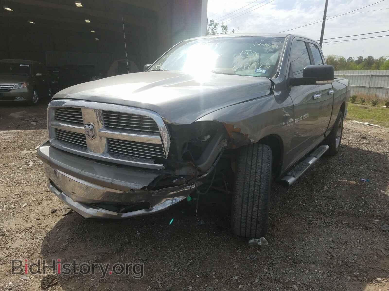 2011 DODGE RAM 1500 - VIN: 1D7RB1GT8BS637920 - Фото 2