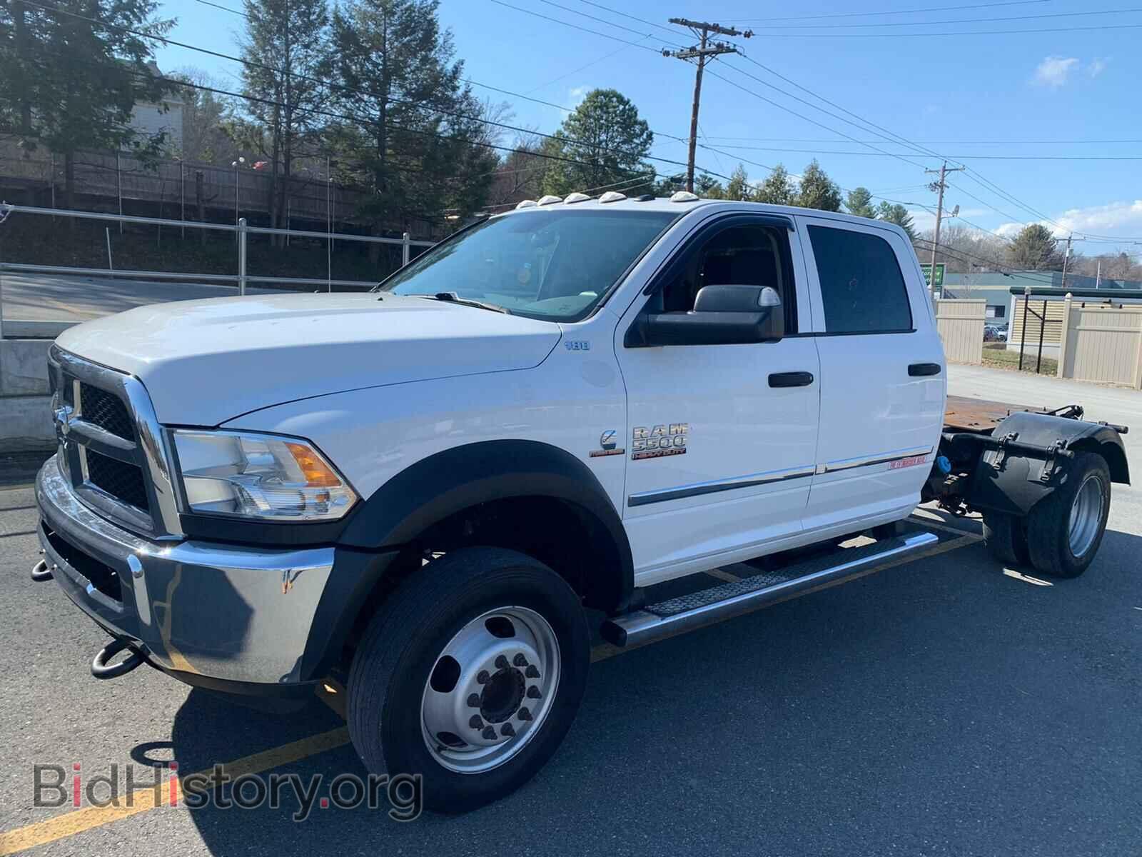 2017 RAM 5500 - VIN: 3C7WRNEL7HG579188 - Фото 2