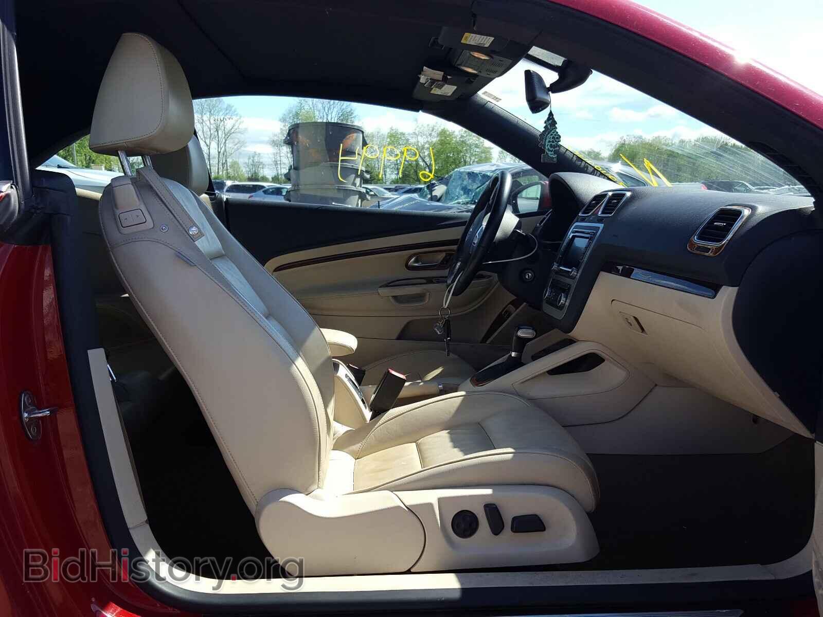 2010 VOLKSWAGEN EOS - VIN: WVWFA7AH5AV011519 - Фото 5