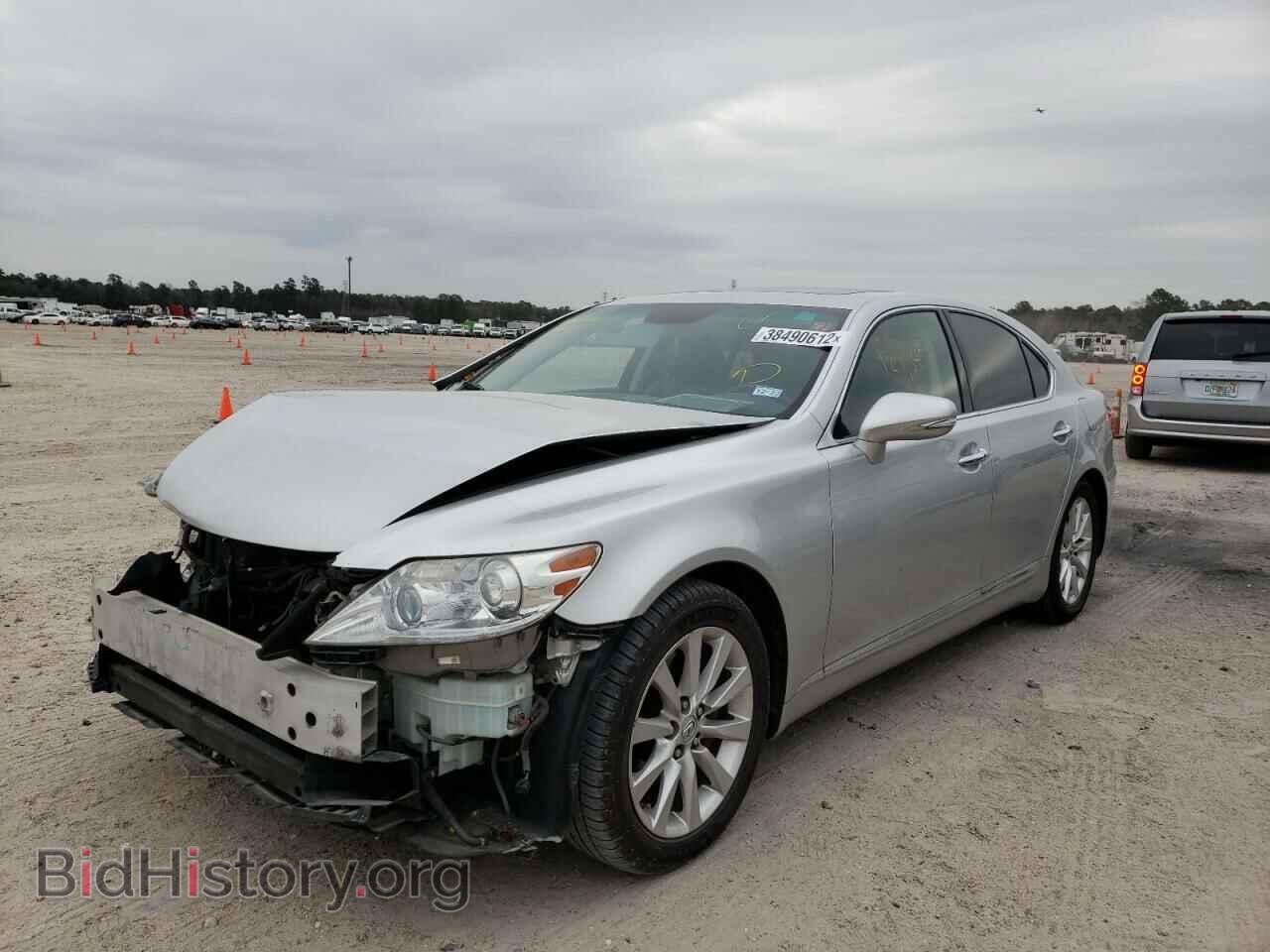2010 LEXUS LS460 - VIN: JTHBL5EF2A5098154 - Photo 2