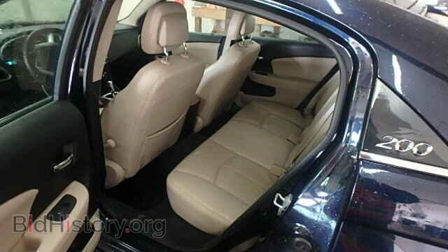 2011 CHRYSLER 200 - VIN: 1C3BC2FB0BN579912 - Фото 6