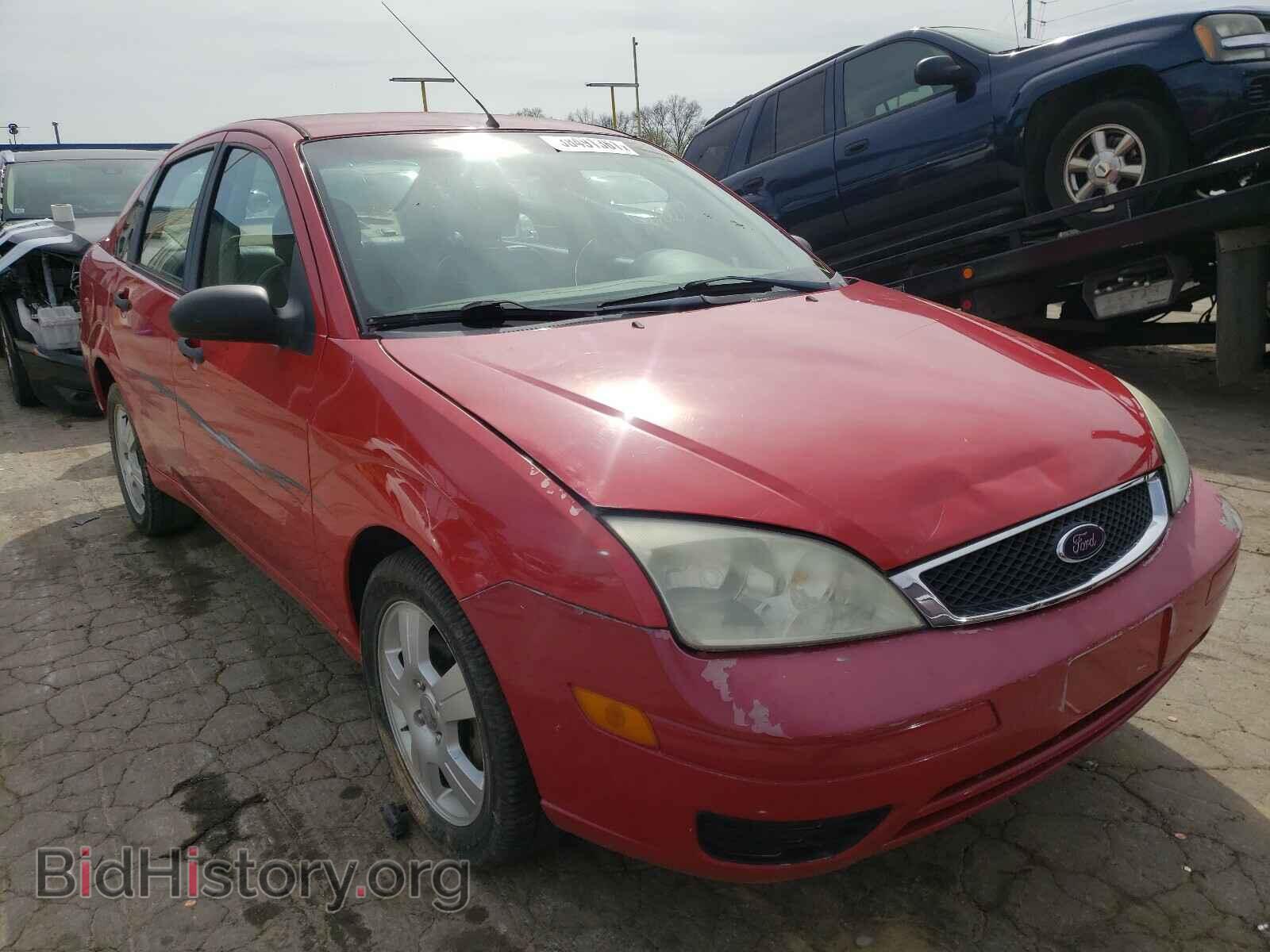 Photo 1FAHP34N57W104227 - FORD FOCUS 2007