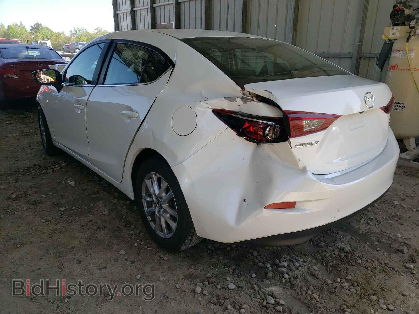 2018 MAZDA 3 - VIN: 3MZBN1U75JM267654 - Фото 3