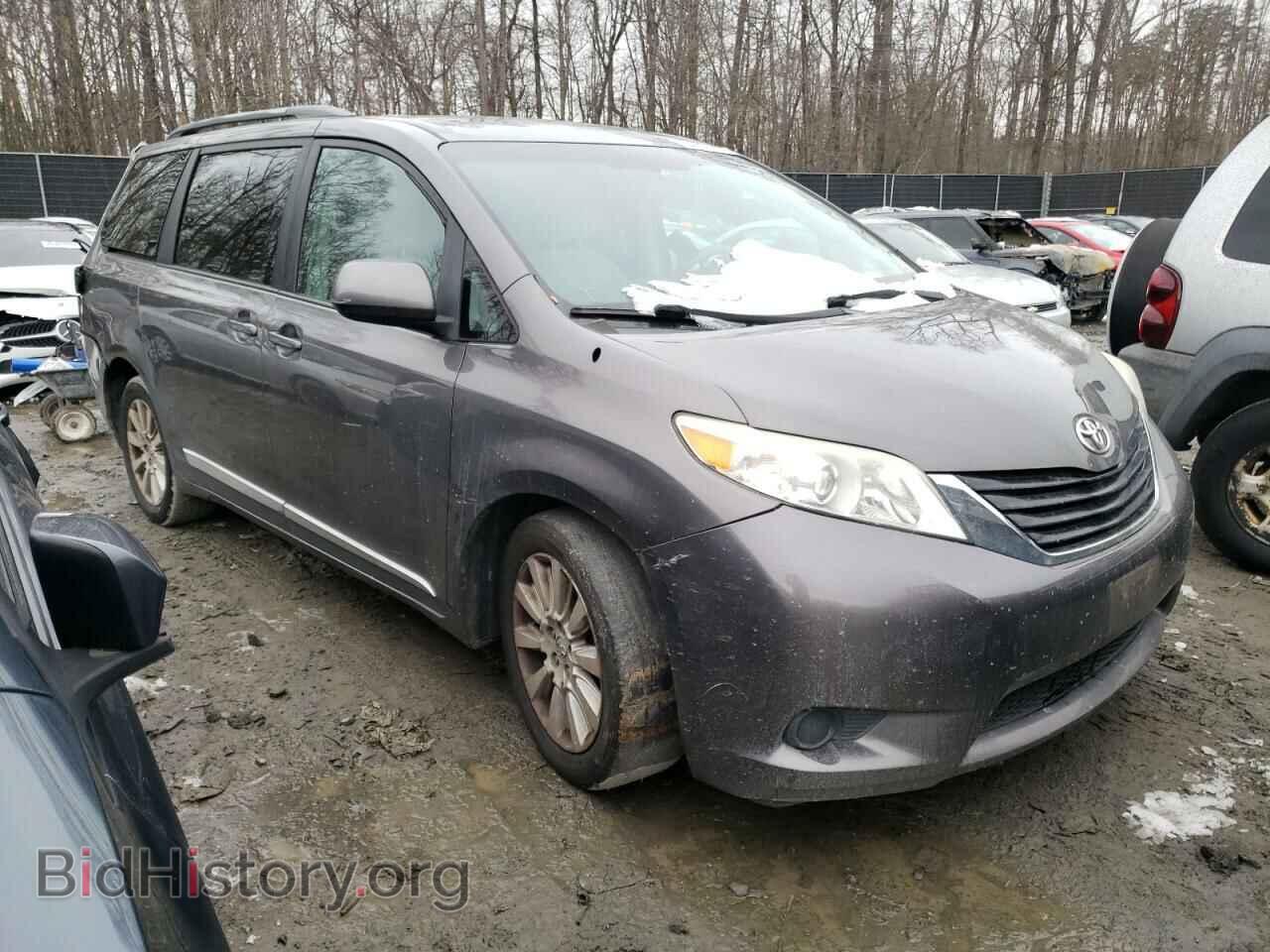 2011 TOYOTA All Models - VIN: 5TDJK3DC3BS027679 - Фото 4