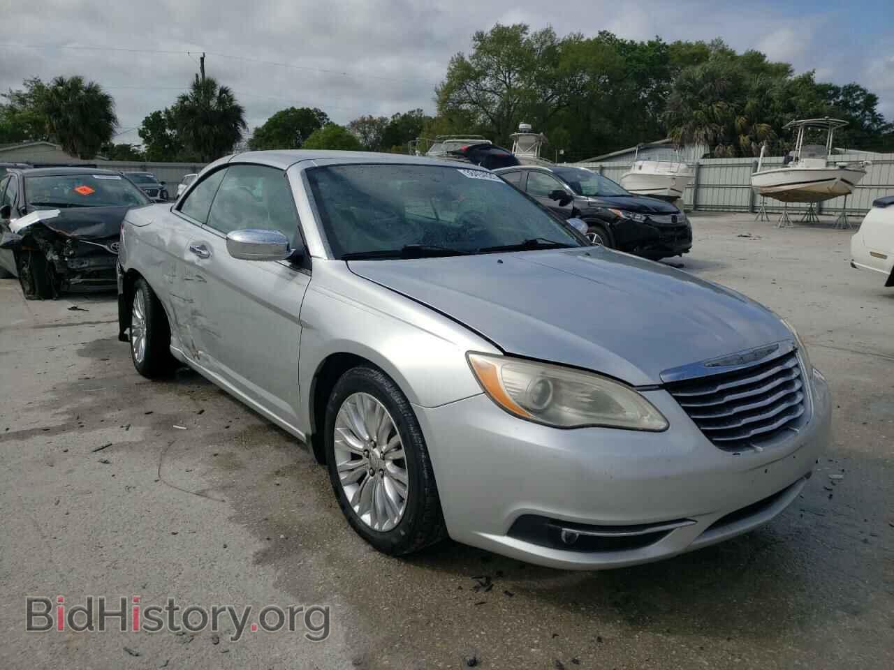Photo 1C3BC7EG2BN529667 - CHRYSLER 200 2011