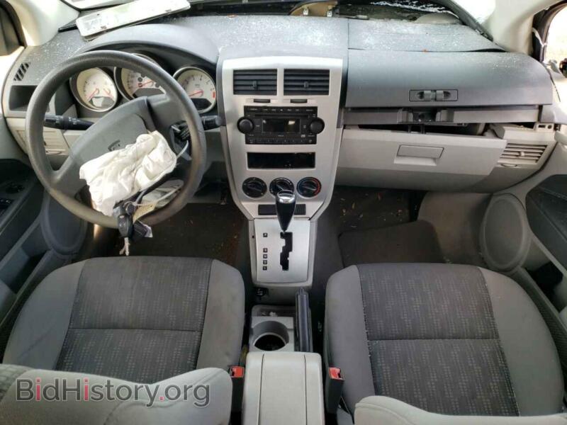 2007 Dodge CALIBER (VIN 1B3HB48BX7D373920) — фото 8 из 12