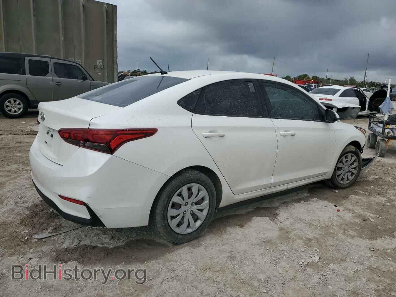 2019 HYUNDAI ACCENT - VIN: 3KPC24A3XKE064421 - Фото 3
