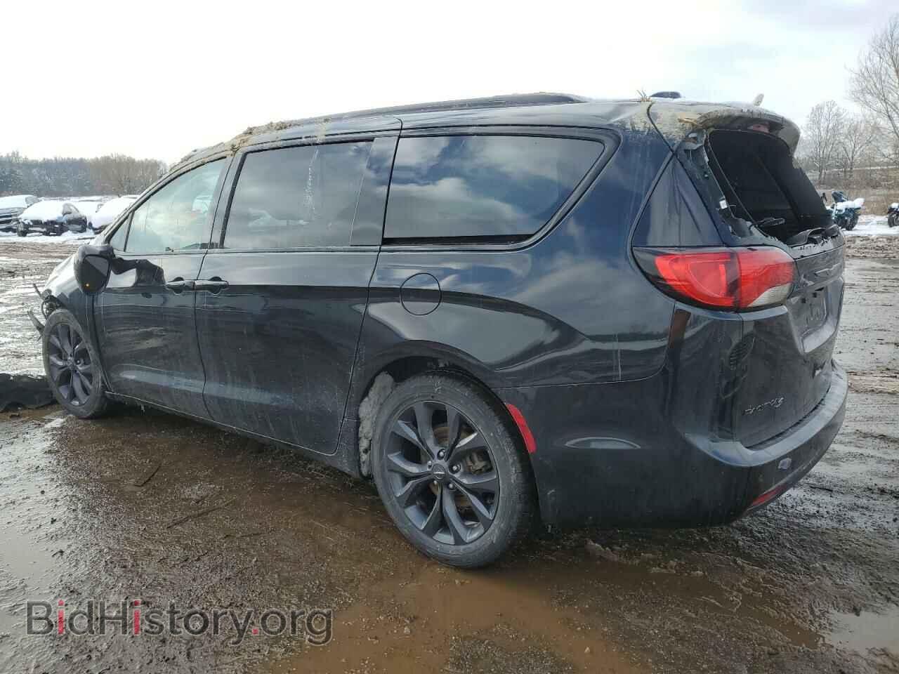 2018 CHRYSLER PACIFICA - VIN: 2C4RC1BG9JR235180 - Фото 2