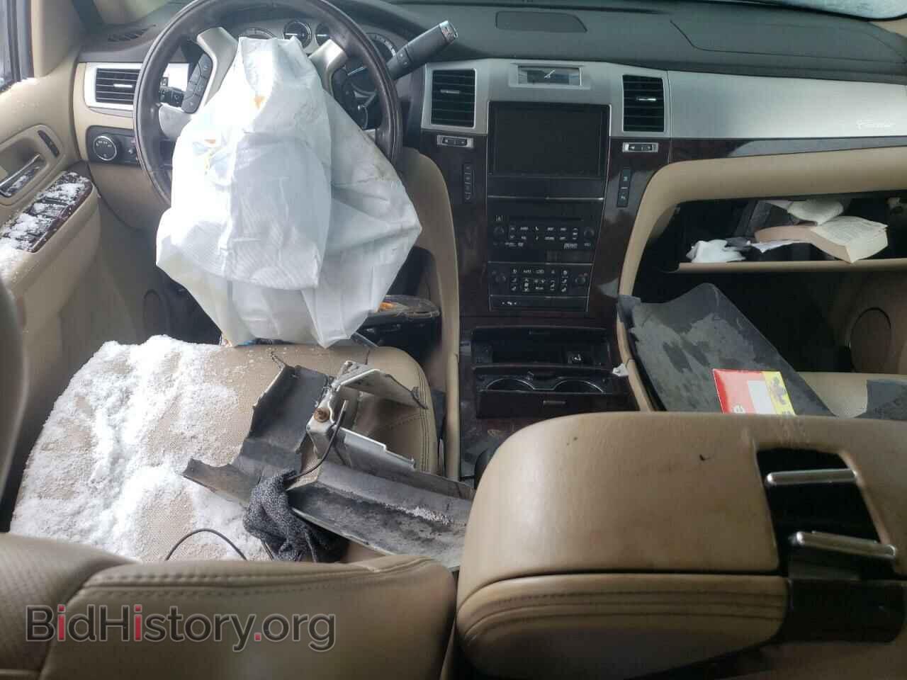 2011 CADILLAC ESCALADE - VIN: 1GYS4BEFXBR156335 - Фото 8