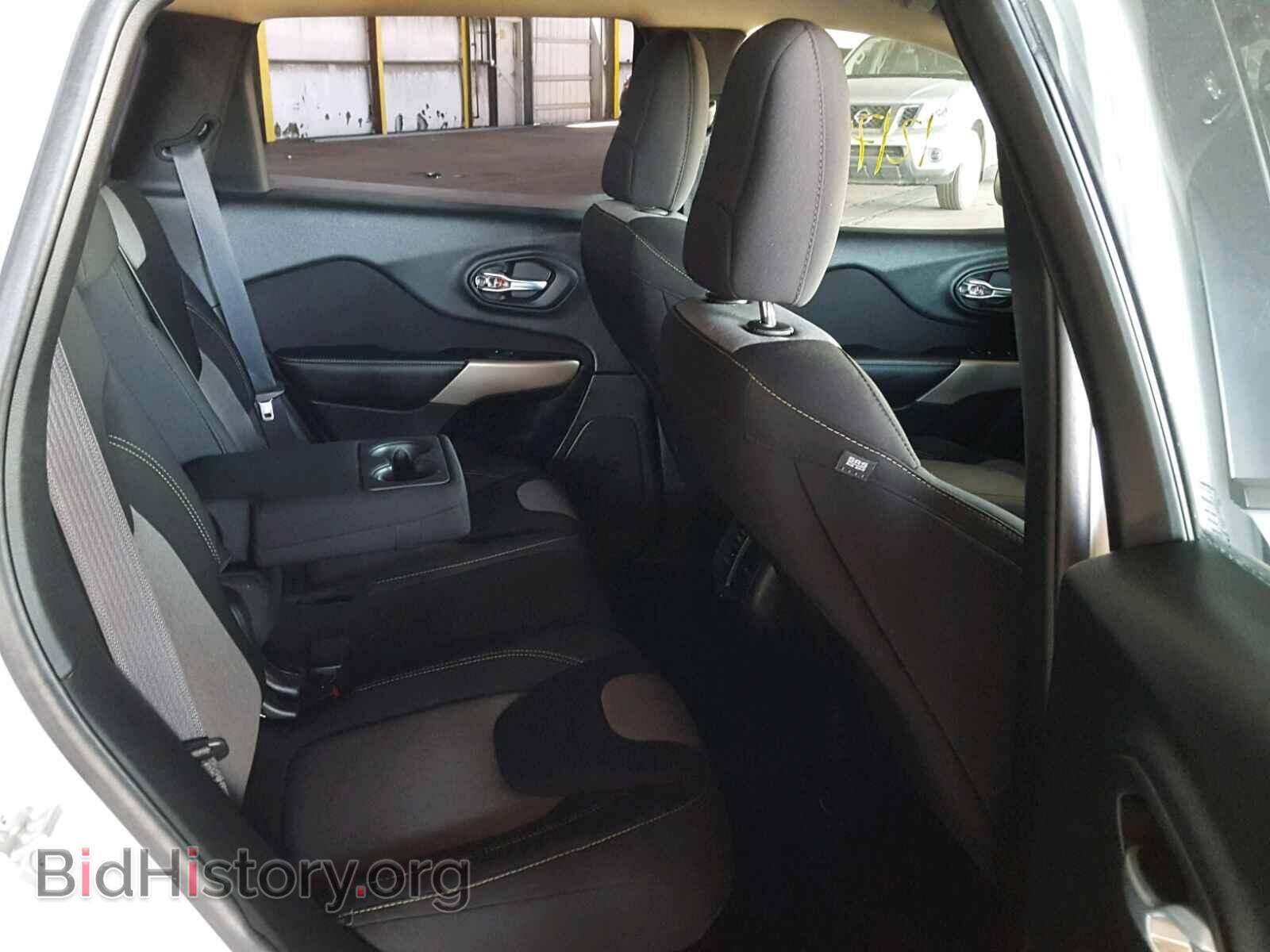 2017 JEEP CHEROKEE - VIN: 1C4PJLAB2HW654407 - Фото 6