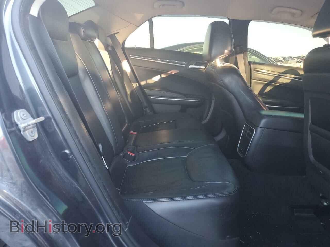 2016 CHRYSLER 300 - VIN: 2C3CCAAGXGH197744 - Фото 10