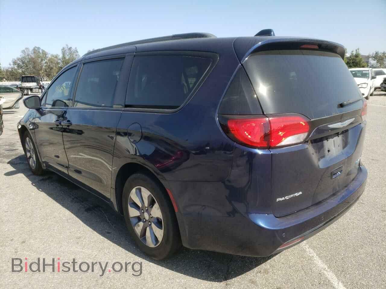 2018 CHRYSLER PACIFICA - VIN: 2C4RC1N72JR318218 - Фото 3